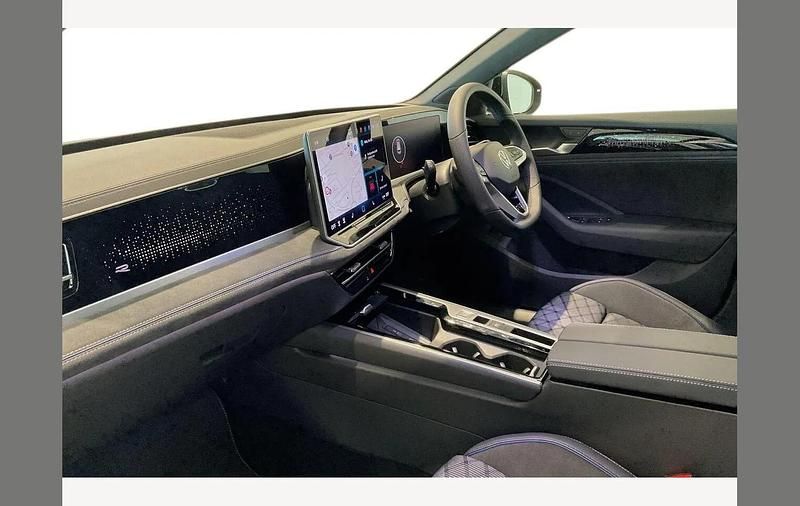 Novo VW Passat R-line 147 HP (108 kW) 2026 Preto Carrinha