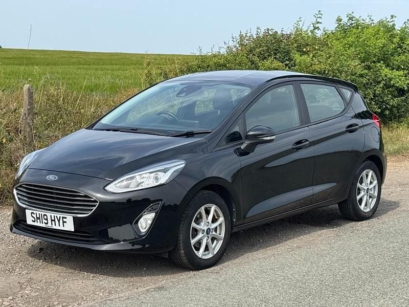 Black Used 2019 Ford Fiesta Zetec Hatchback | £6,999 (Good price) - Image 1/4