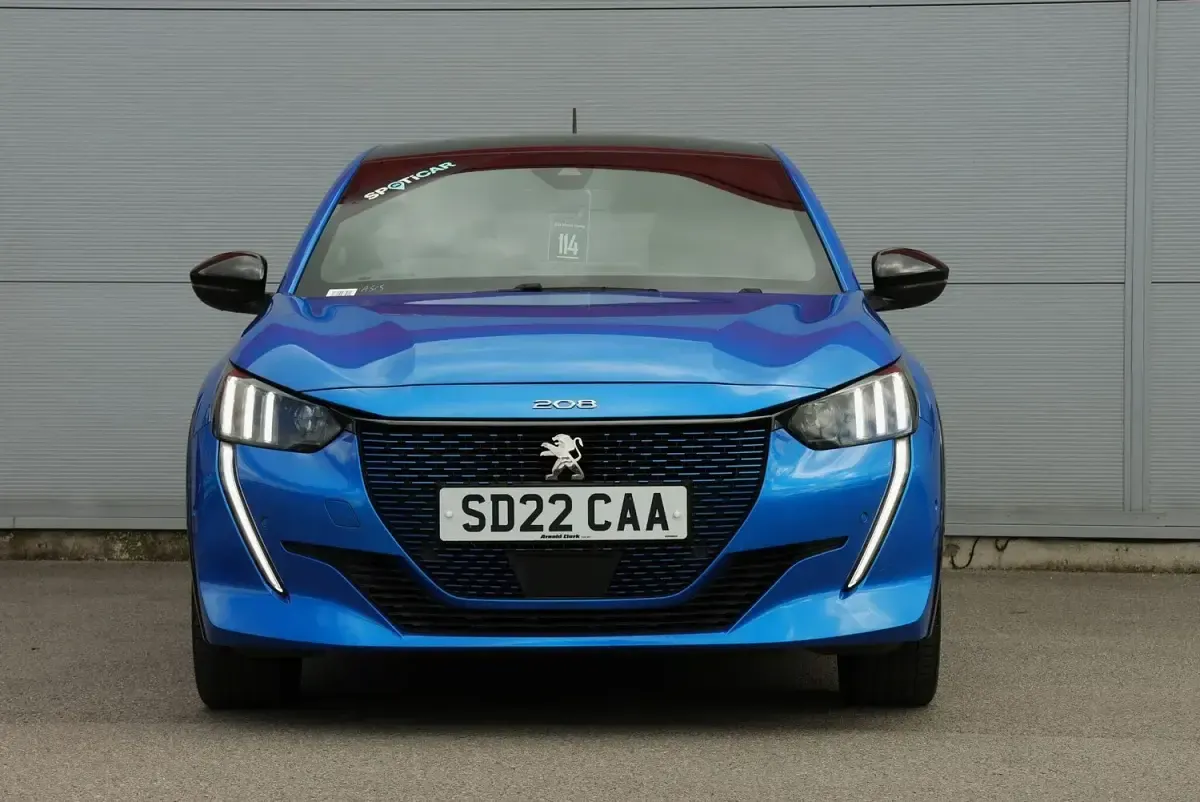 Used Peugeot e-208 GTi 100 kW (136 HP) 2022 Blue Hatchback