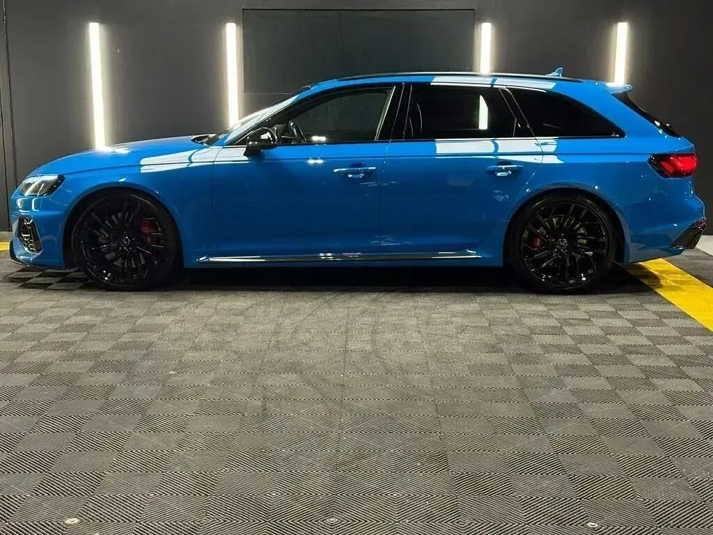 Used Audi RS4 Performance 450 HP (330 kW) 2020 Blue Estate