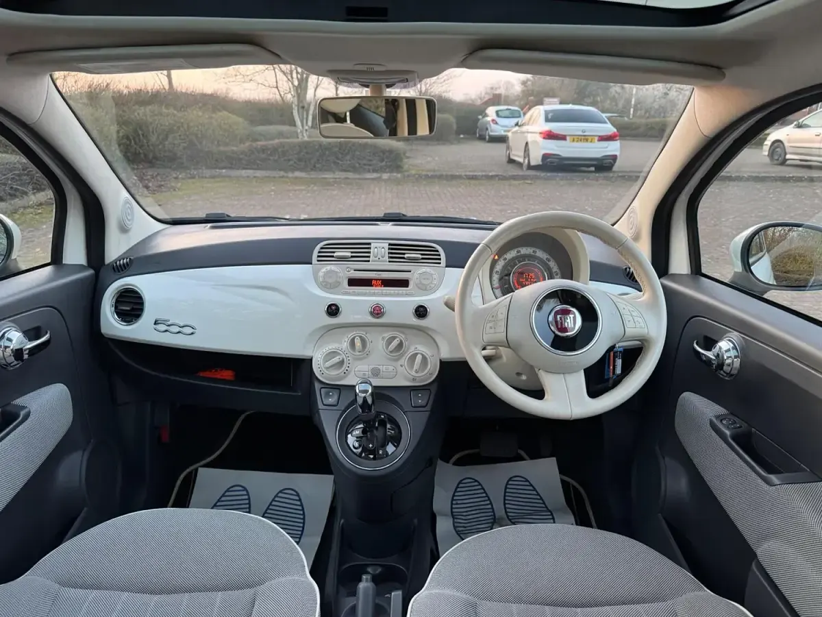 Used Fiat 500 Lounge 2012 White Hatchback