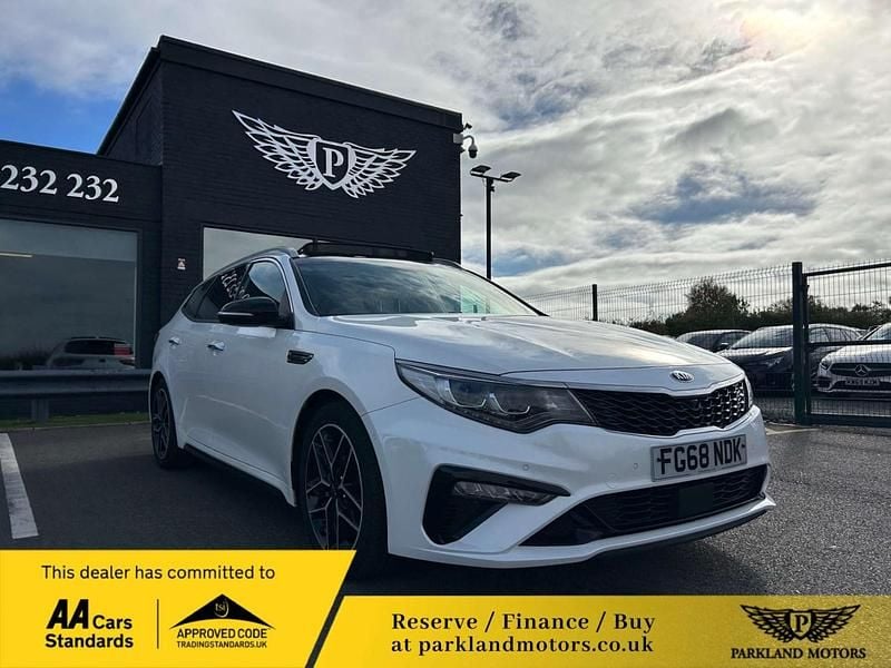 White Used 2018 Kia Optima GT-Line S Estate | £9,995 (Good price) - Image 1/4