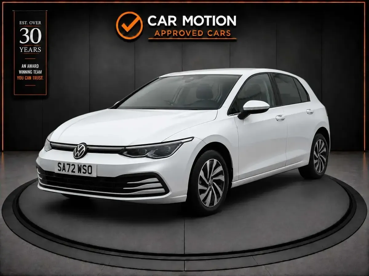 Used VW Golf VIII Style 204 HP (150 kW) 2022 Silver Hatchback