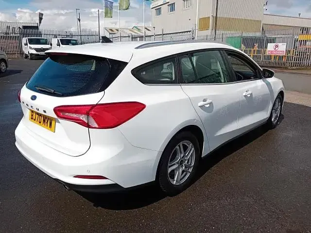 Used Ford Focus Zetec 2020 White Estate