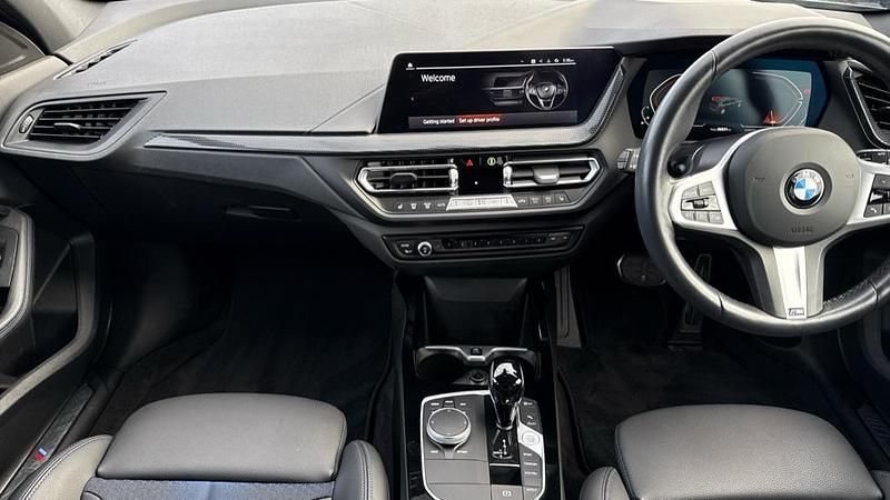 Used BMW 118 M Sport 134 HP (98 kW) 2024 Black Hatchback