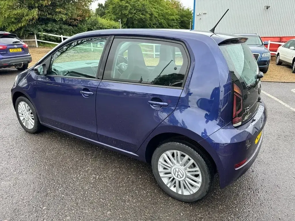 Used VW up! move up! 60 HP (44 kW) 2017 Blue Hatchback