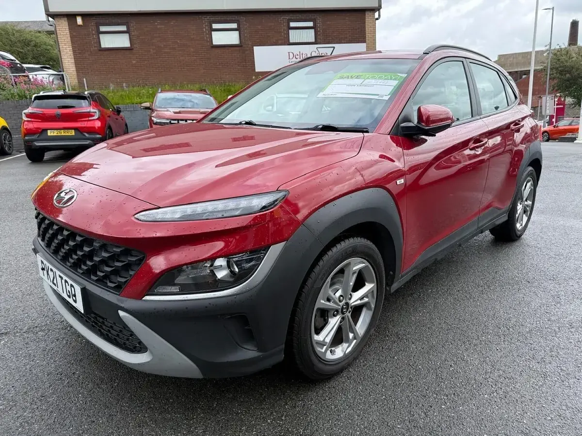 Used Hyundai Kona SE 120 HP (88 kW) 2021 Red SUV