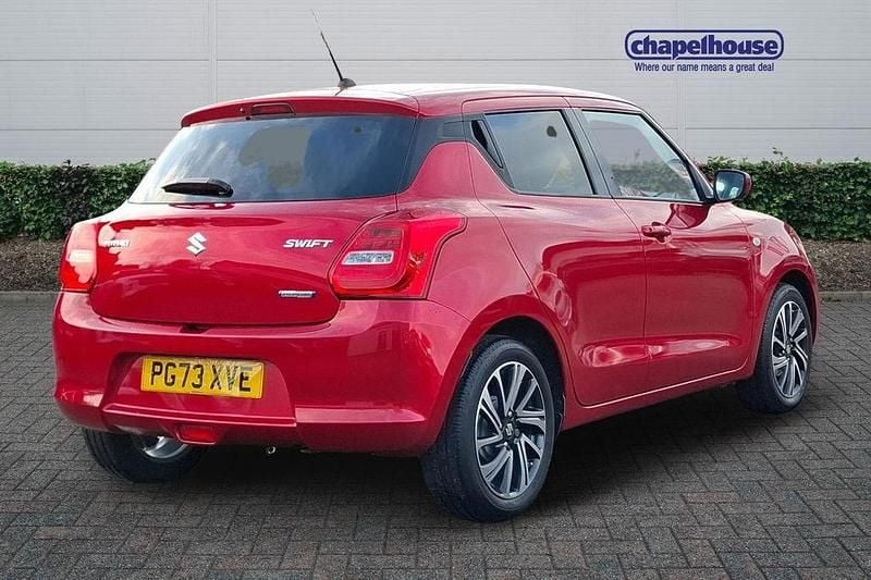Usado Suzuki Swift SZ-L 82 HP (60 kW) 2024 Vermelho Citadino