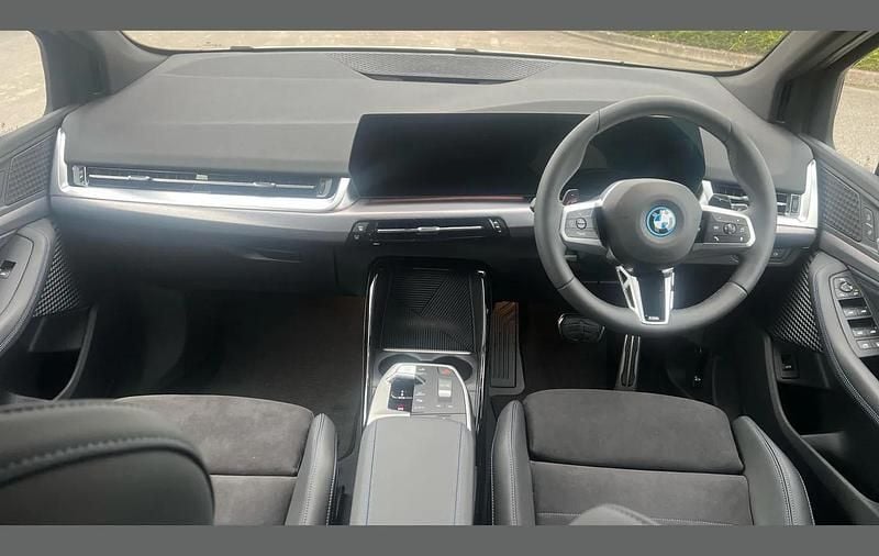 Used BMW 225 M Sport 241 HP (177 kW) 2024 White Estate