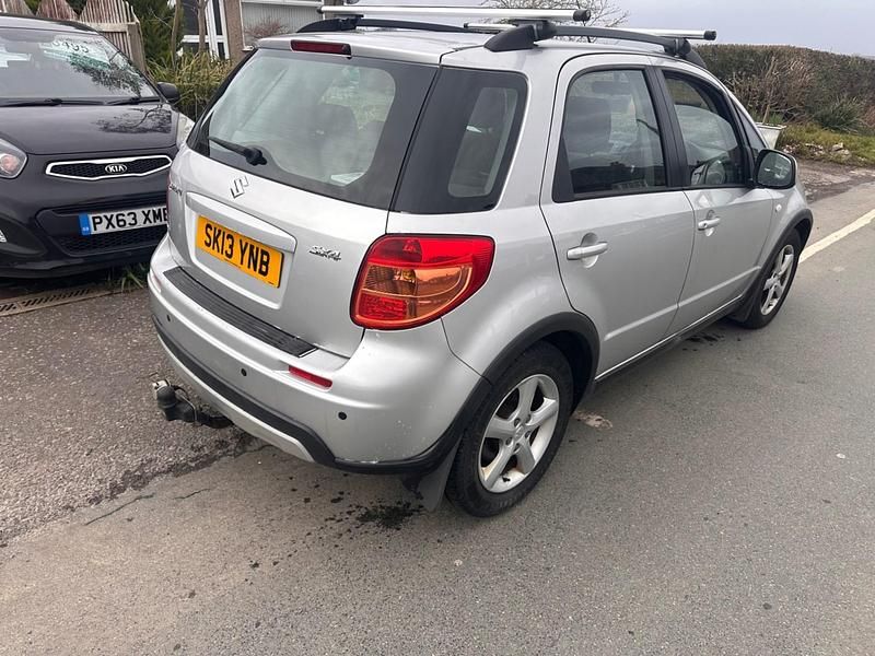 Used Suzuki SX4 SZ3 120 HP (88 kW) 2013 Silver Hatchback