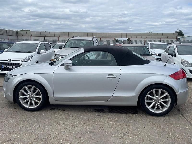 Used Audi TT Roadster Sport 160 HP (117 kW) 2011 Silver Cabriolet