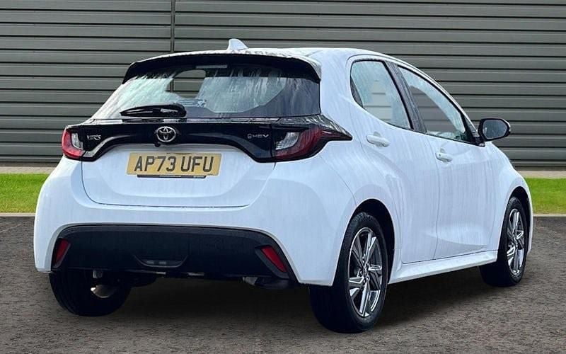 Used Toyota Yaris Hybrid 116 HP (85 kW) 2026 Hatchback