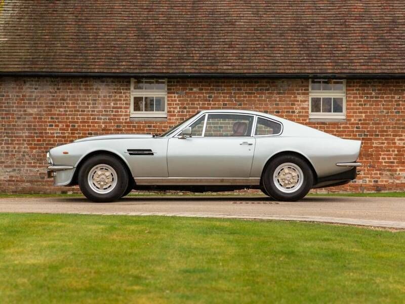 Used Aston Martin V8 315 HP (231 kW) 1978 Silver Coupe