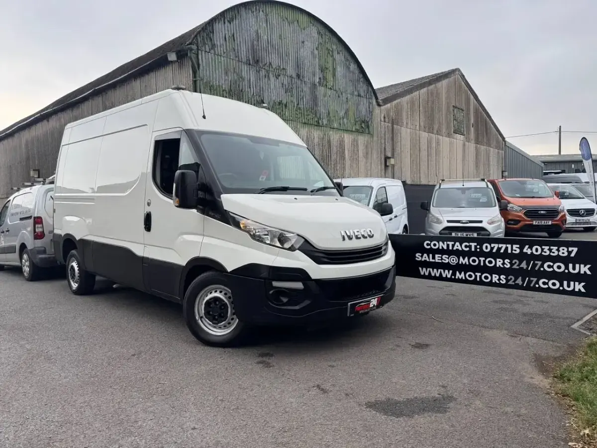 Used Iveco Daily 115 HP (84 kW) 2019 White Van