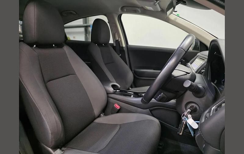 Used Honda HR-V SE 128 HP (94 kW) 2020 Black SUV