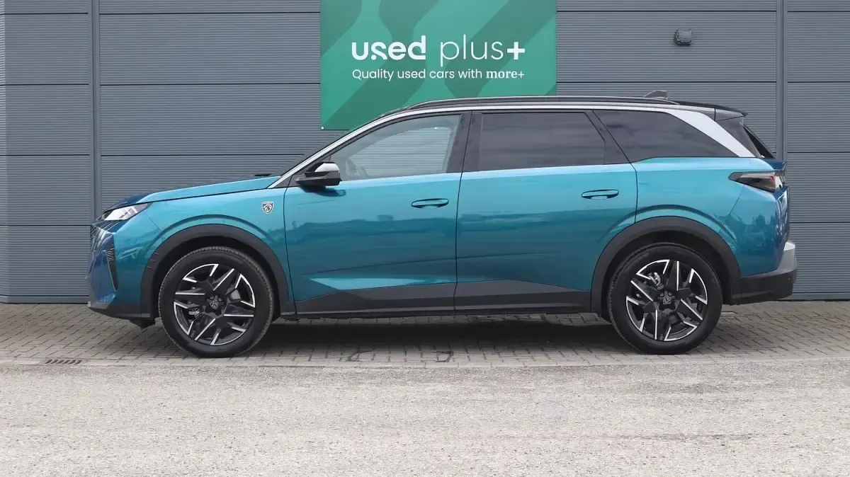 New Peugeot 5008 GTi 2025 Blue SUV