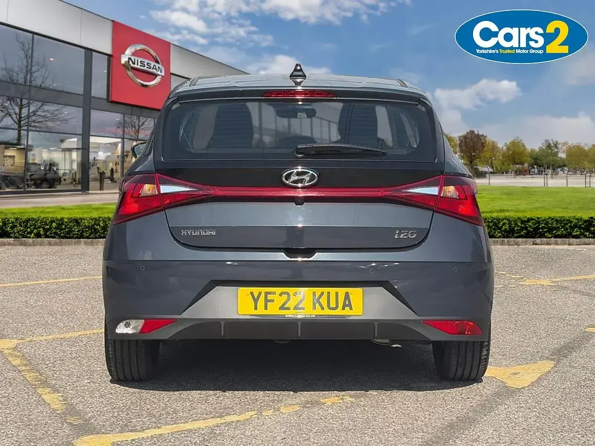 Used Hyundai i20 SE 99 HP (72 kW) 2022 Grey Hatchback