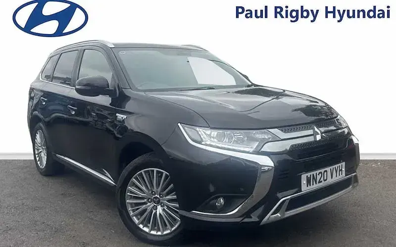 Used Mitsubishi Outlander P-HEV 224 HP (164 kW) 2020 SUV