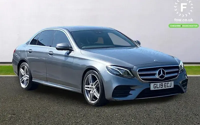 Used Mercedes E220 AMG line 194 HP (142 kW) 2019 Sedan