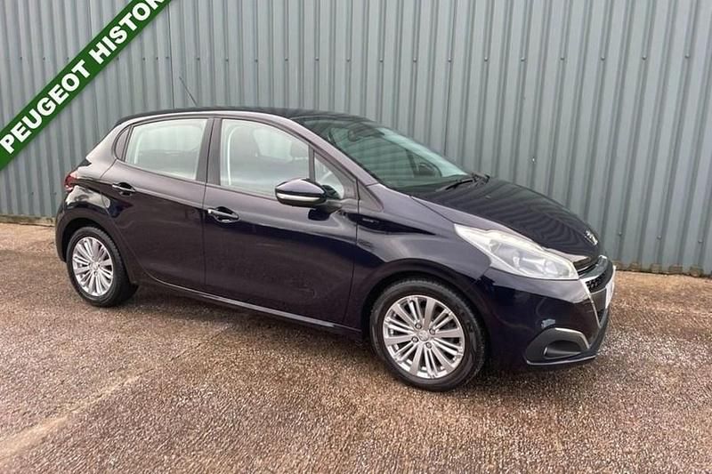 Blue Used 2019 Peugeot 208 Signature Sky Hatchback | £5,990 (Super price) - Image 1/1
