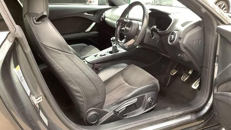 Used Audi TT S-Line 180 HP (132 kW) 2018 Grey Coupe