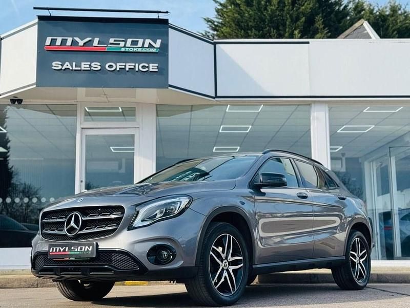 Used Mercedes GLA180 Urban 122 HP (89 kW) 2019 Grey SUV