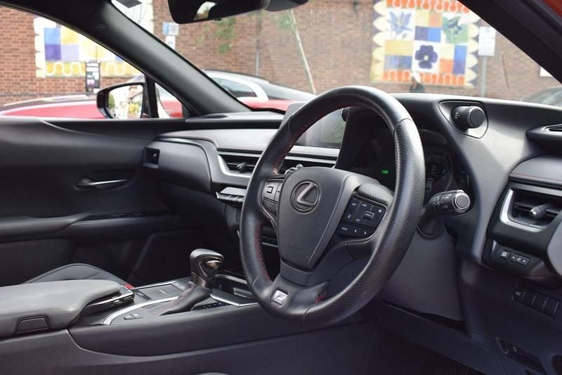 Used Lexus UX Sport Line 184 HP (135 kW) 2022 Orange SUV