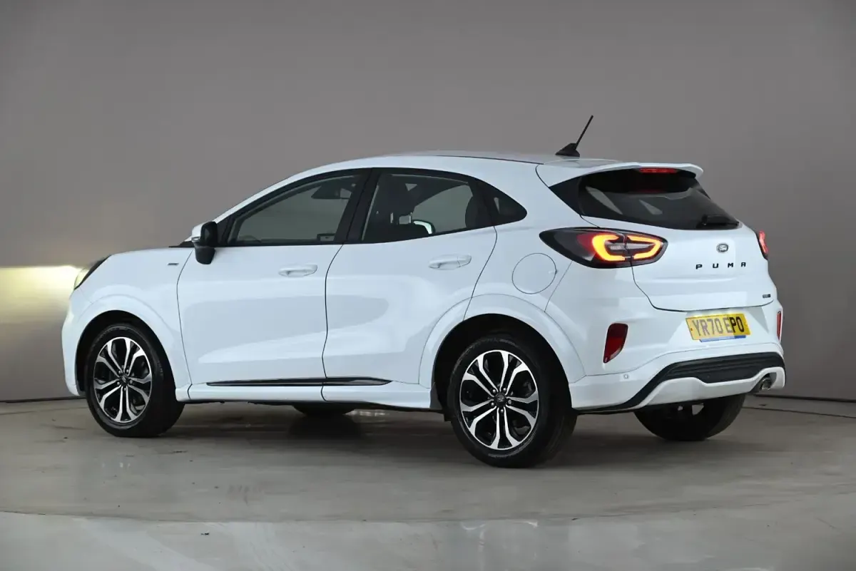 Second-hand Ford Puma ST-Line 2020 Alb SUV