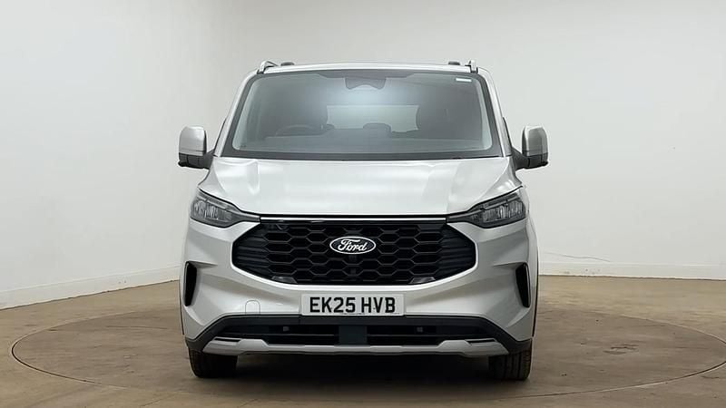 Used Ford Tourneo Active 170 HP (125 kW) 2025 Silver MPV