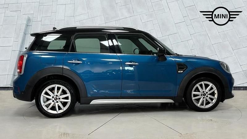 Used Mini Cooper Countryman Sport 136 HP (100 kW) 2019 Blue SUV