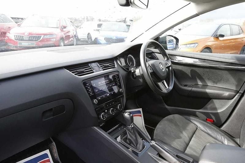 Used Skoda Octavia SE L 147 HP (108 kW) 2019 Quartz grey metallic Hatchback