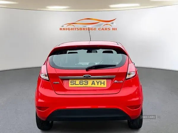 Used Ford Fiesta Zetec 2013 Red Hatchback