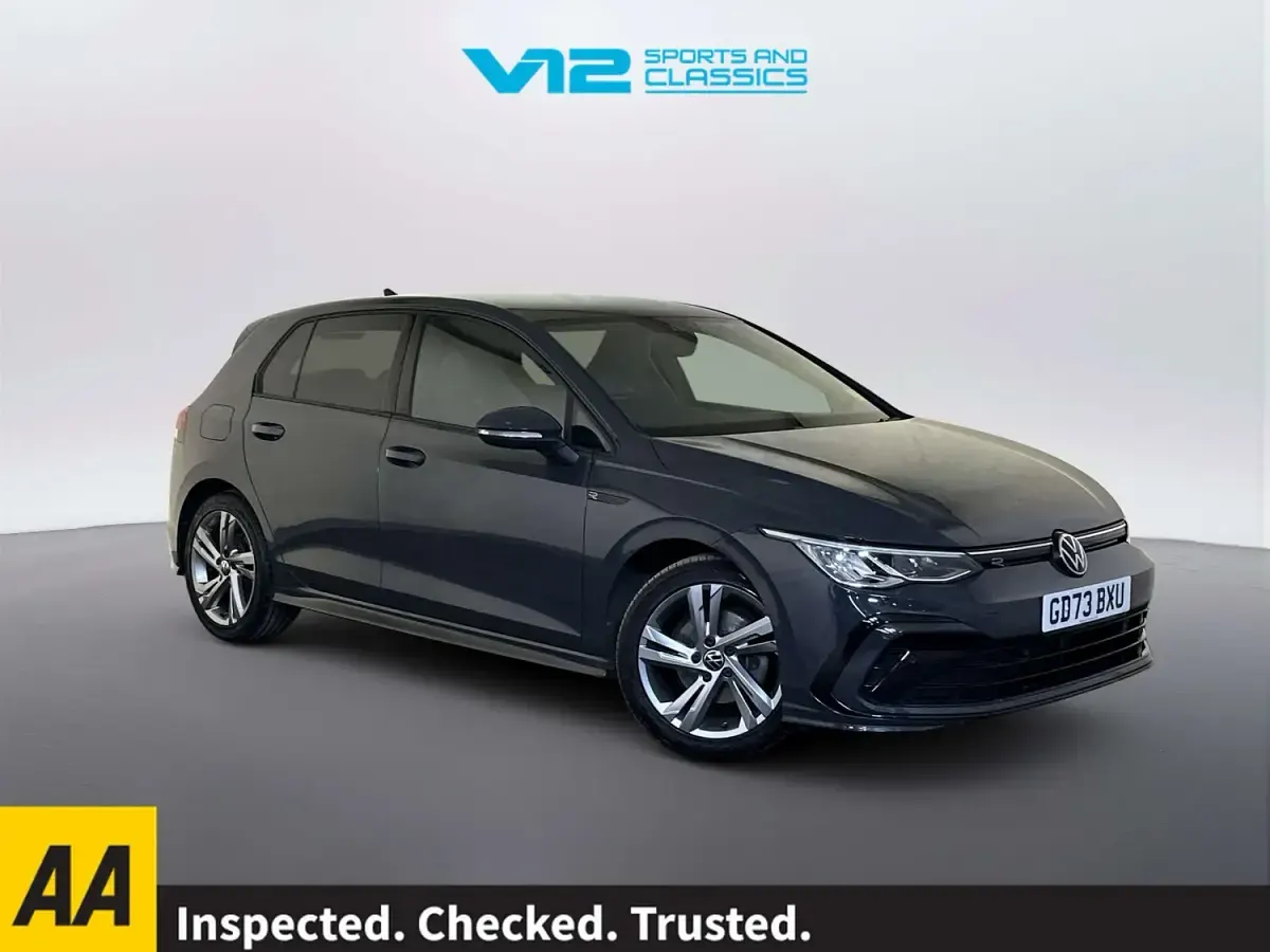 Used VW Golf VIII R-line 131 HP (96 kW) 2024 Hatchback