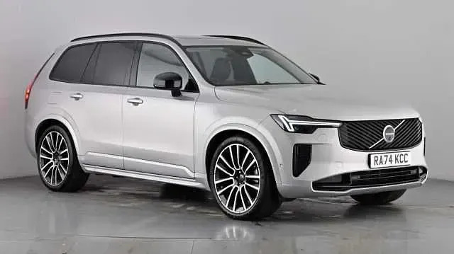 Usado Volvo XC90 Ultra 250 HP (183 kW) 2025 Prateado SUV