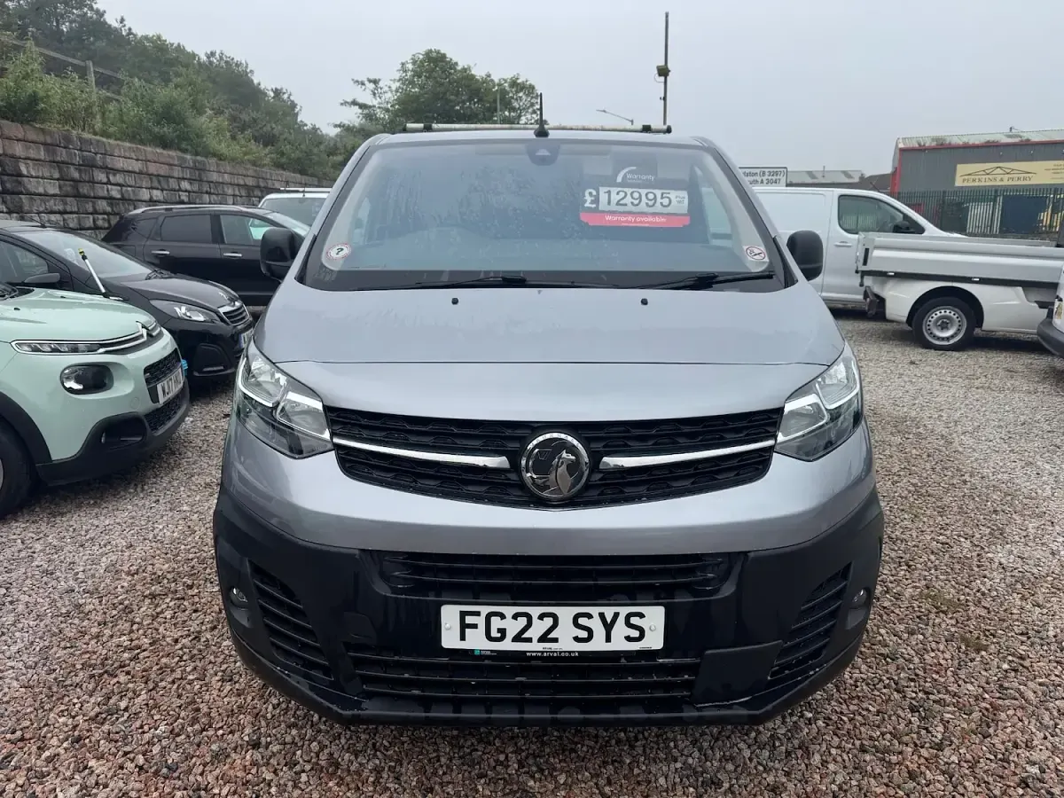 Used Vauxhall Vivaro 120 HP (88 kW) 2022 Grey MPV