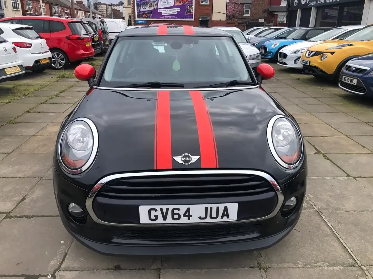Used Mini Cooper D Hatch 2015 Black Hatchback