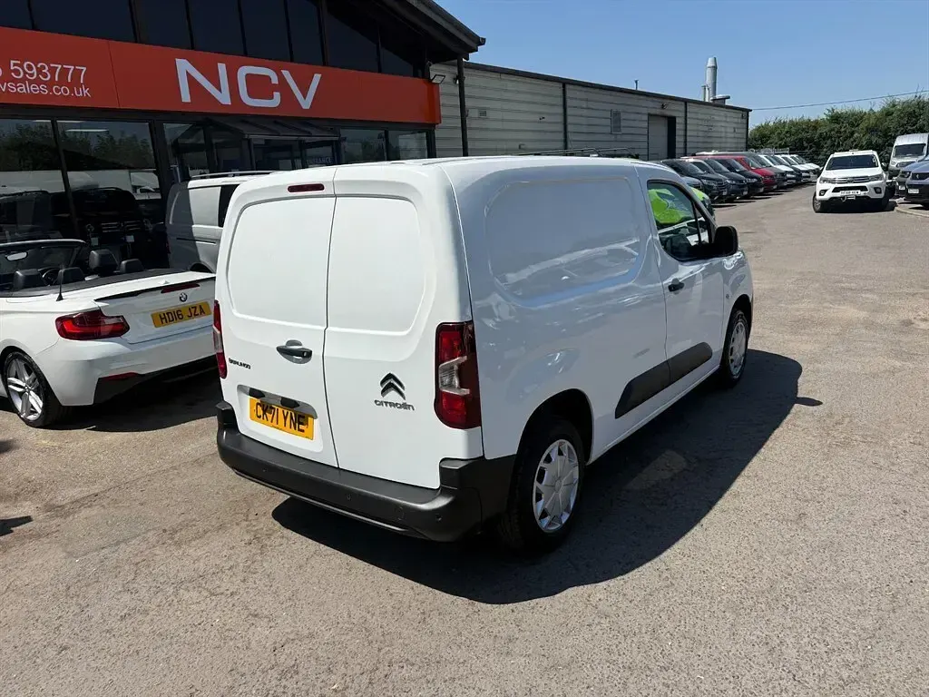 Used Citroën Berlingo 2021 White MPV