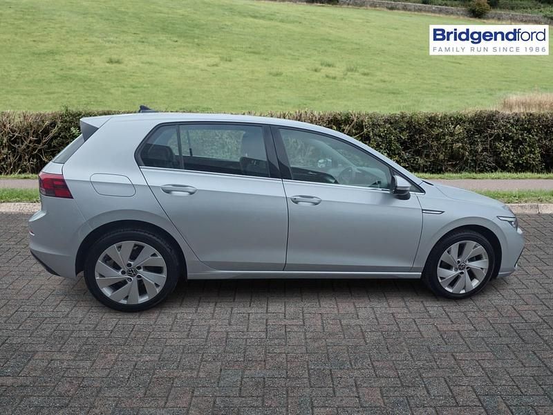Used VW Golf VII Style 130 HP (95 kW) 2020 Silver Hatchback