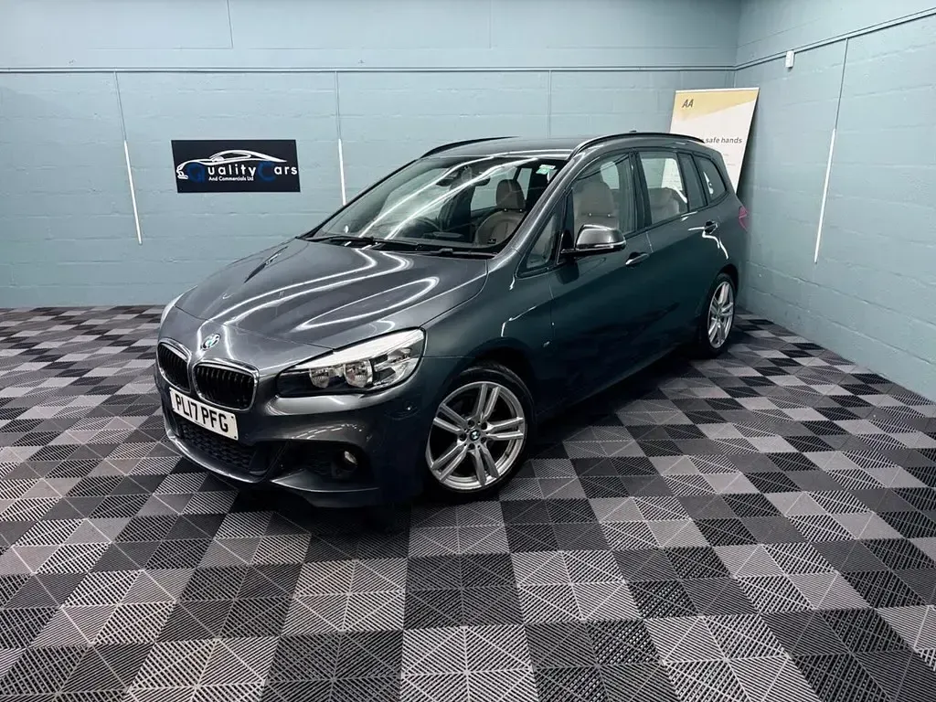 Usado BMW 218 M Sport 2017 Gris Monovolumen