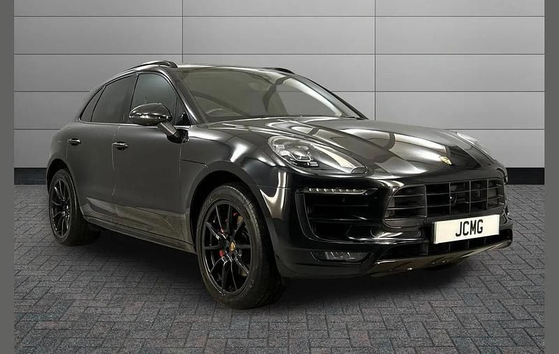 Used Porsche Macan GTS 355 HP (261 kW) 2017 Black SUV