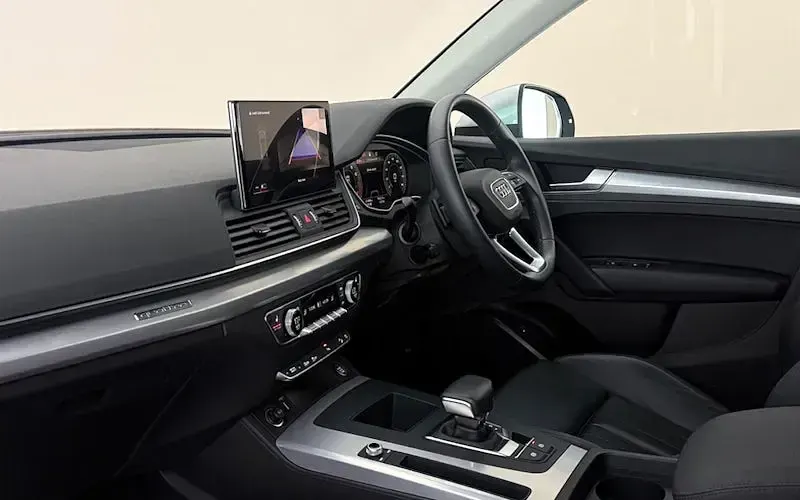 Used Audi Q5 Sport 265 HP (194 kW) 2024 SUV