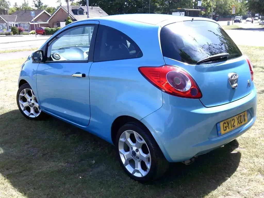Used Ford Ka Titanium 69 HP (50 kW) 2012 Blue Hatchback