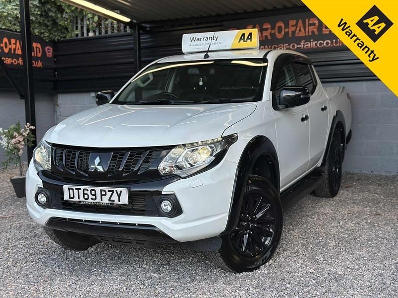 White Used 2020 Mitsubishi L200 Pickup | £19,995 (Fair price) - Image 1/3