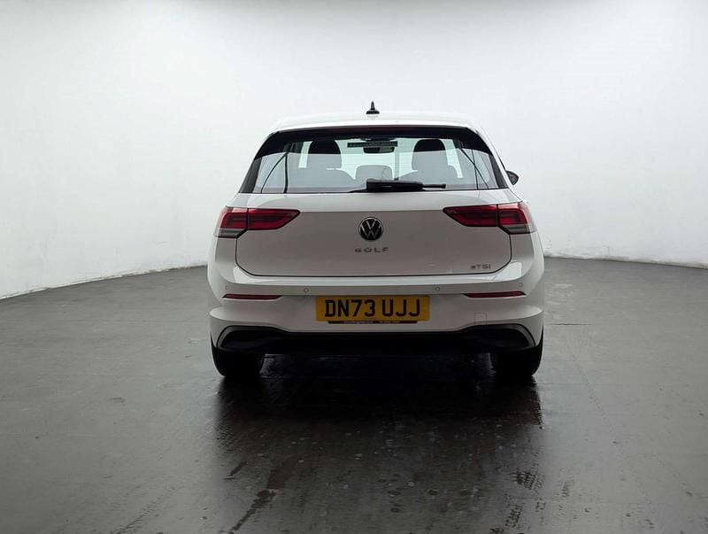 Used VW Golf VIII Life 110 HP (80 kW) 2023 White Hatchback