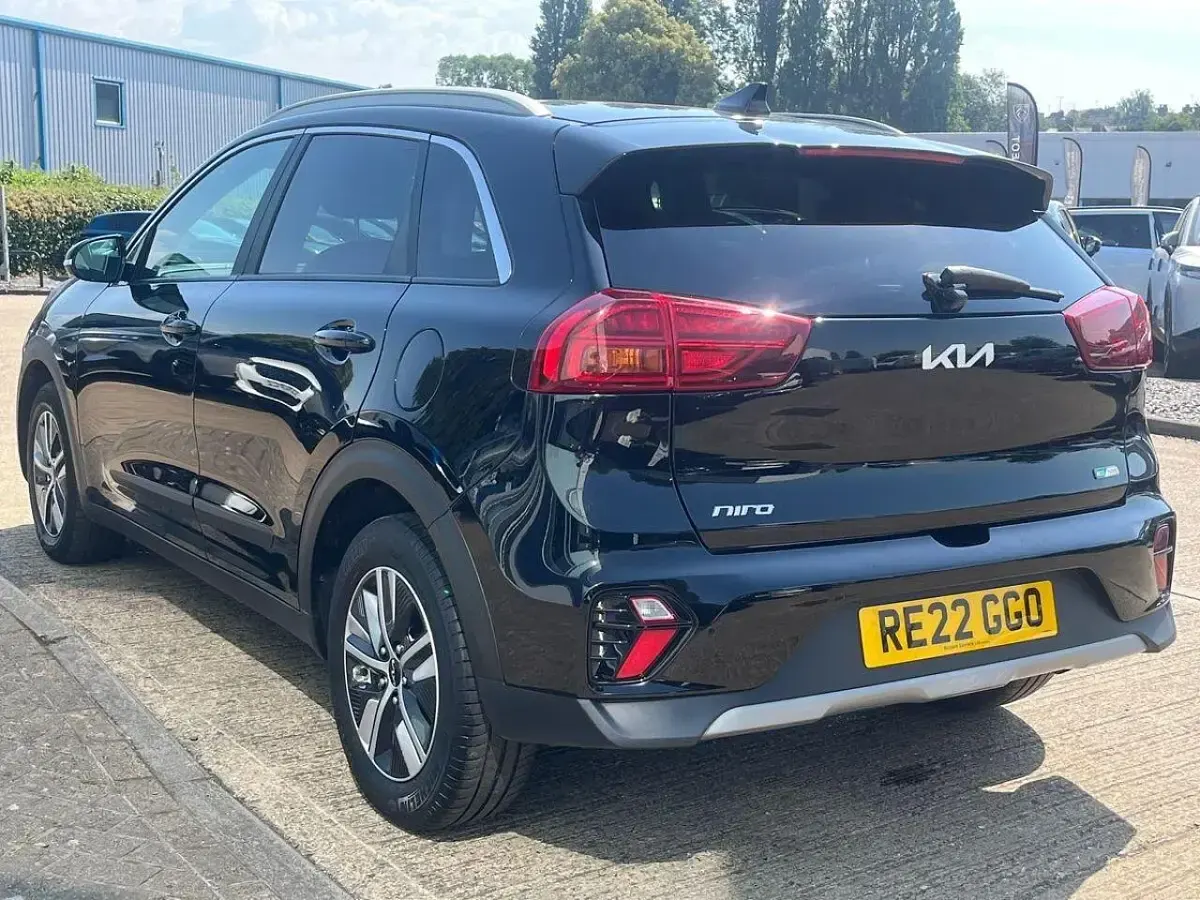 Used Kia Niro 139 HP (102 kW) 2022 Black SUV