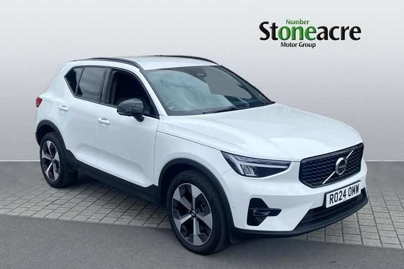 White Used 2024 Volvo XC40 Plus SUV | £26,813 (Good price) - Image 1/1