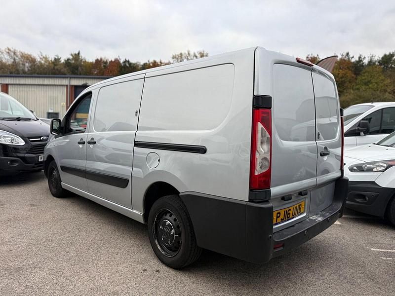 Used Citroën Dispatch 2016 Silver MPV