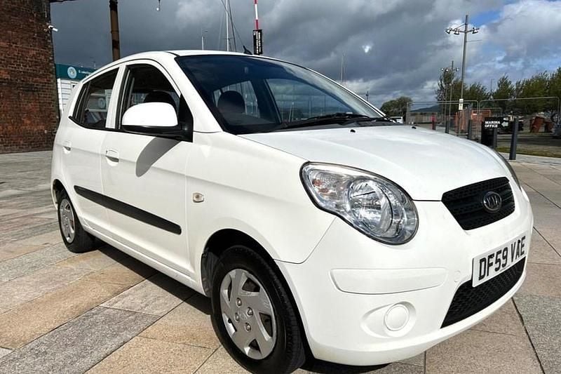White Used 2010 Kia Picanto 2 Hatchback | £2,000 (Fair price) - Image 1/1