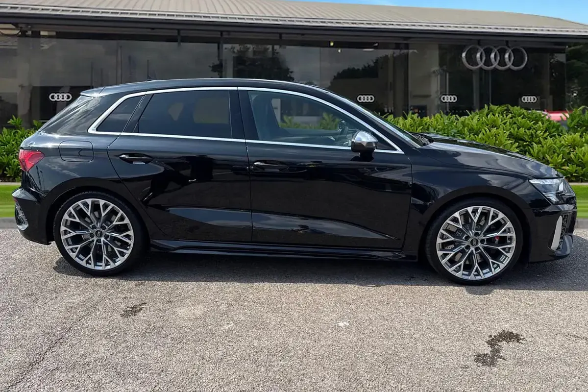 Used Audi RS3 Sportback Performance 400 HP (294 kW) 2024 Black Hatchback