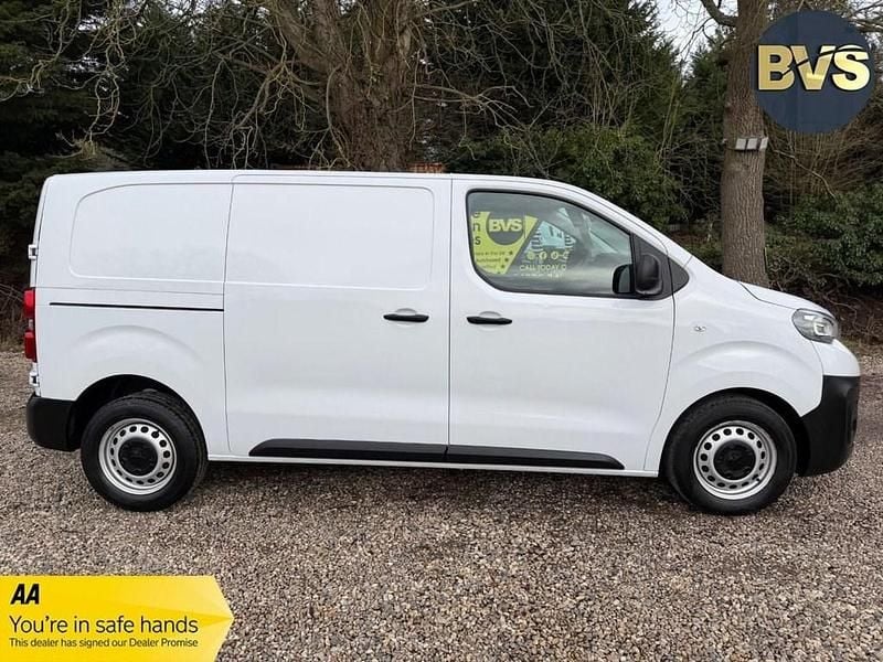 Used Peugeot Expert Premium 2023 White Van